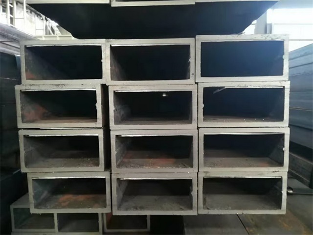 龙陵Q235冷拔方管材质特点 适用工程场景分析